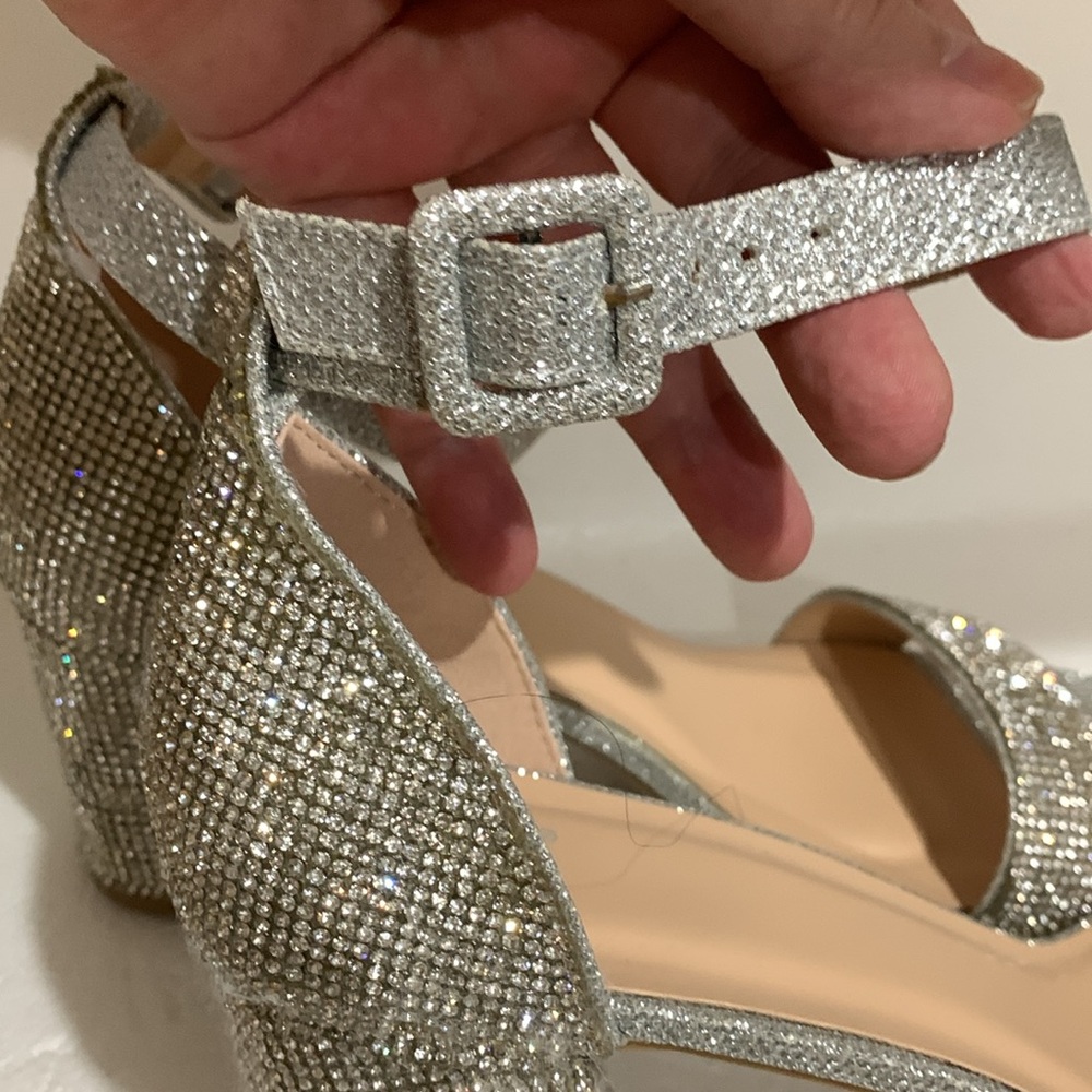 Silver sparkle shoes - Picture 7 of 12
